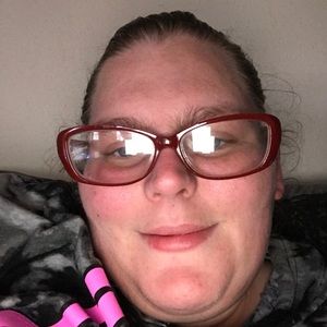 Meet your Posher, Brandi